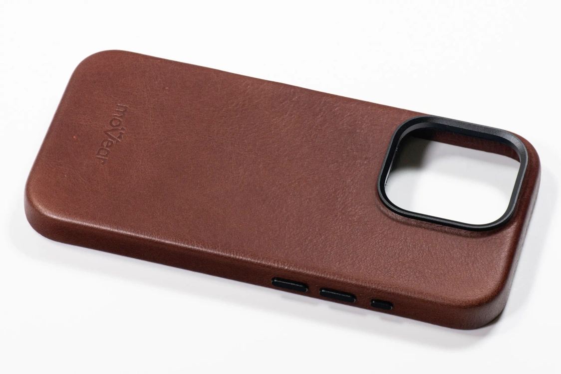 Etui do iPhone 16 skórzane MOVEAR / [Outlet A-414]