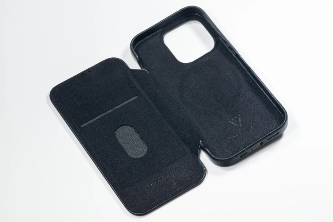 Etui do iPhone 14 Pro skórzane MOVEAR / [Outlet A-364]