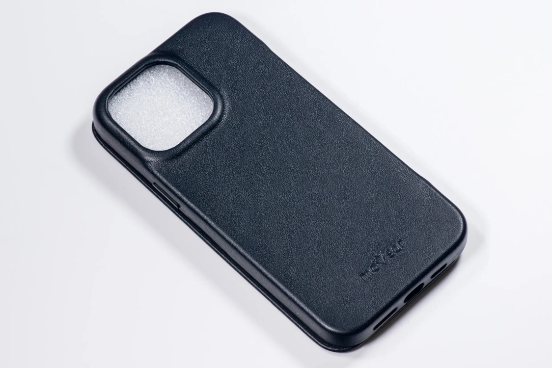 Etui do iPhone 14 Pro Max skórzane MOVEAR / [Outlet A-356]