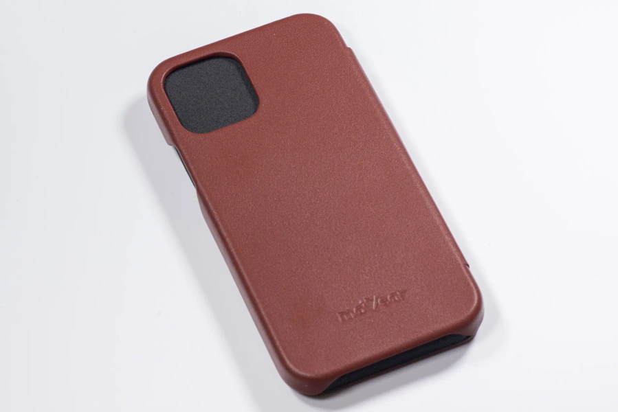 Etui do iPhone 12 Pro / 12 skórzane MOVEAR / [Outlet A-400]