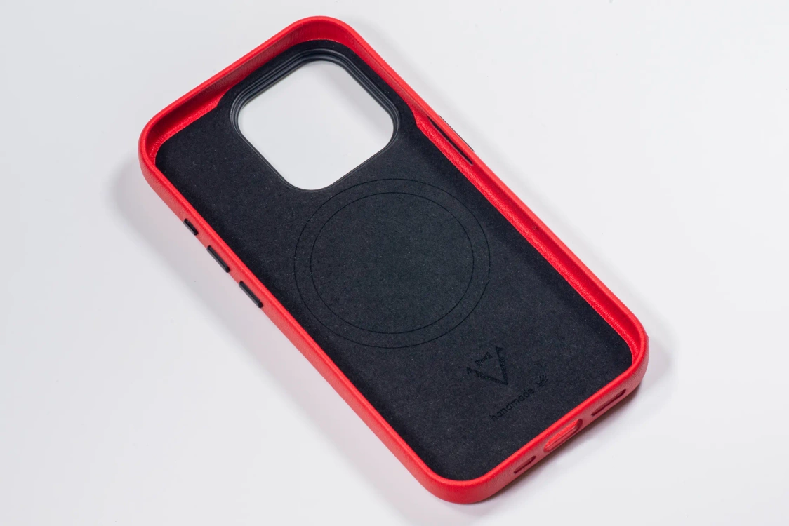 Etui do iPhone 14 Pro skórzane MOVEAR / [Outlet A-323]