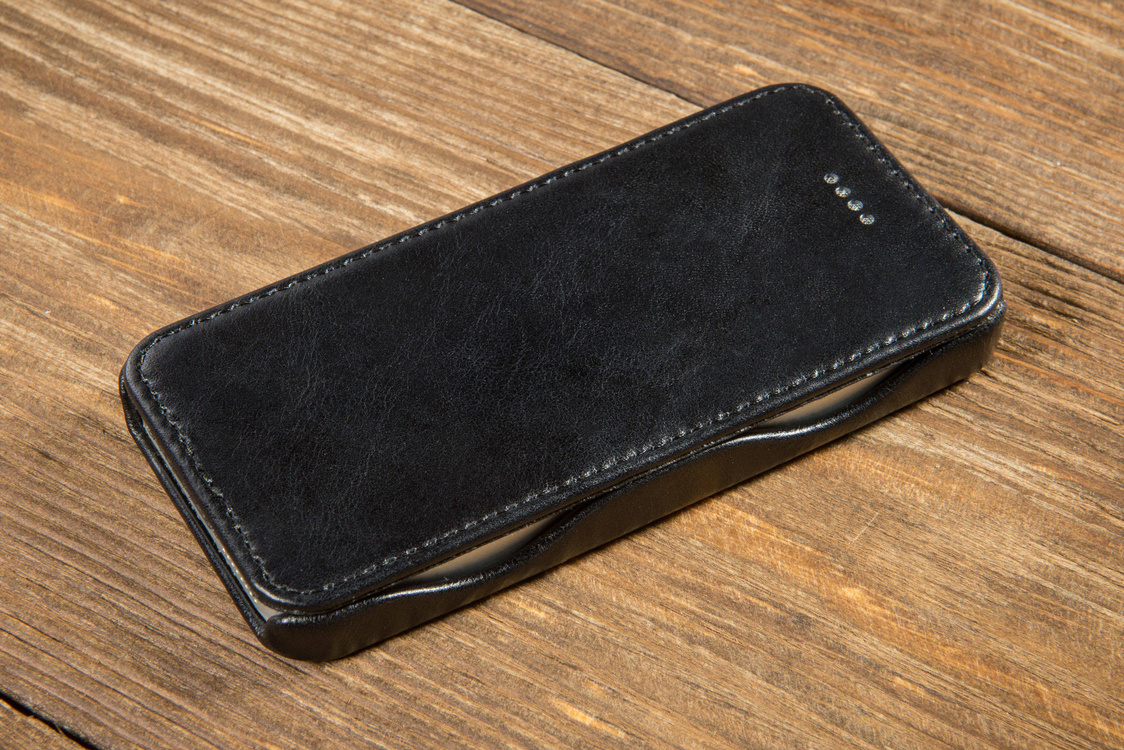 moVear flipSide C Skórzane Etui do Apple iPhone SE / 5s / 5 | Skóra Vintage | Czarny