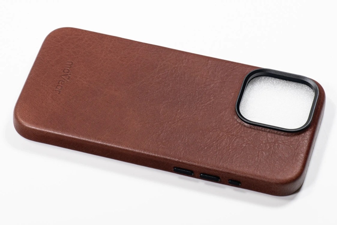 Etui do iPhone 16 Pro Max skórzane MOVEAR / [Outlet A-409]