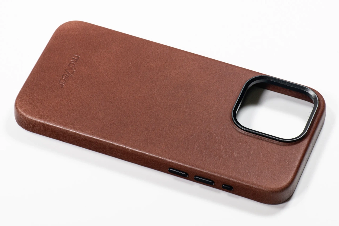 Etui do iPhone 16 Pro Max skórzane MOVEAR / [Outlet A-406]