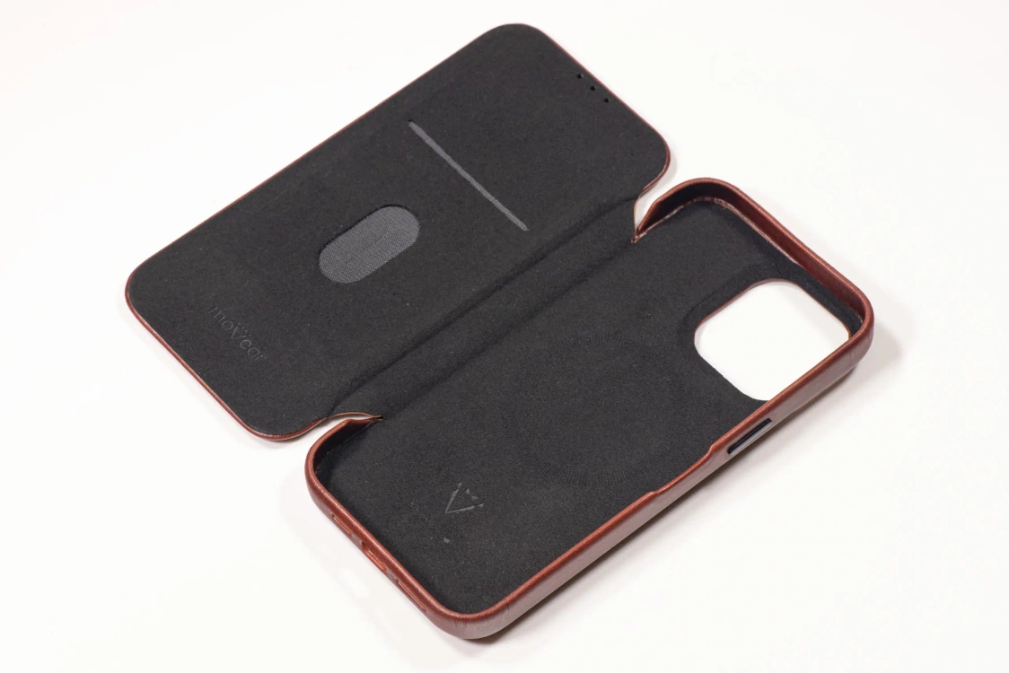 Etui do iPhone 14 Pro Max skórzane MOVEAR / [Outlet A-310]