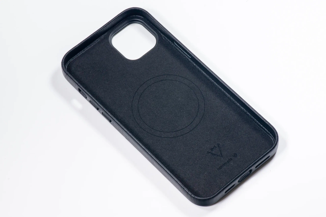 Etui do iPhone 14 Plus skórzane MOVEAR / [Outlet A-336]