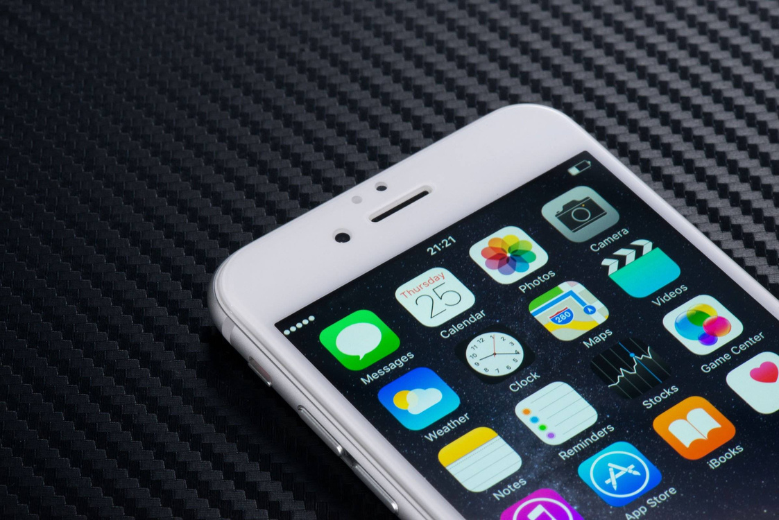 moVear GLASS mSHIELD 3D PRO na Apple iPhone 8 / 7 PLUS