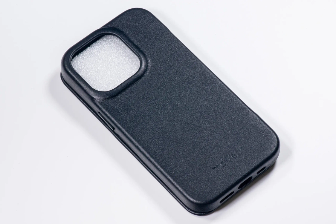 Etui do iPhone 14 Pro skórzane MOVEAR / [Outlet A-320]