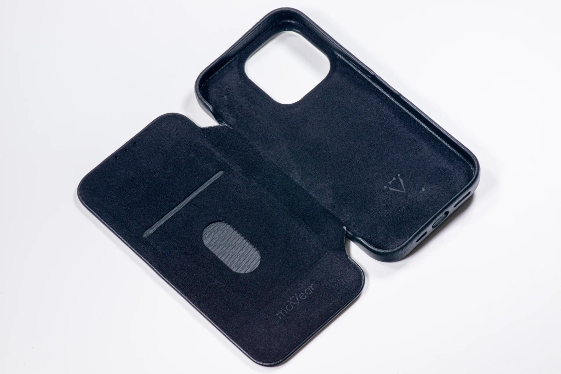Etui do iPhone 14 Pro skórzane MOVEAR / [Outlet A-320]