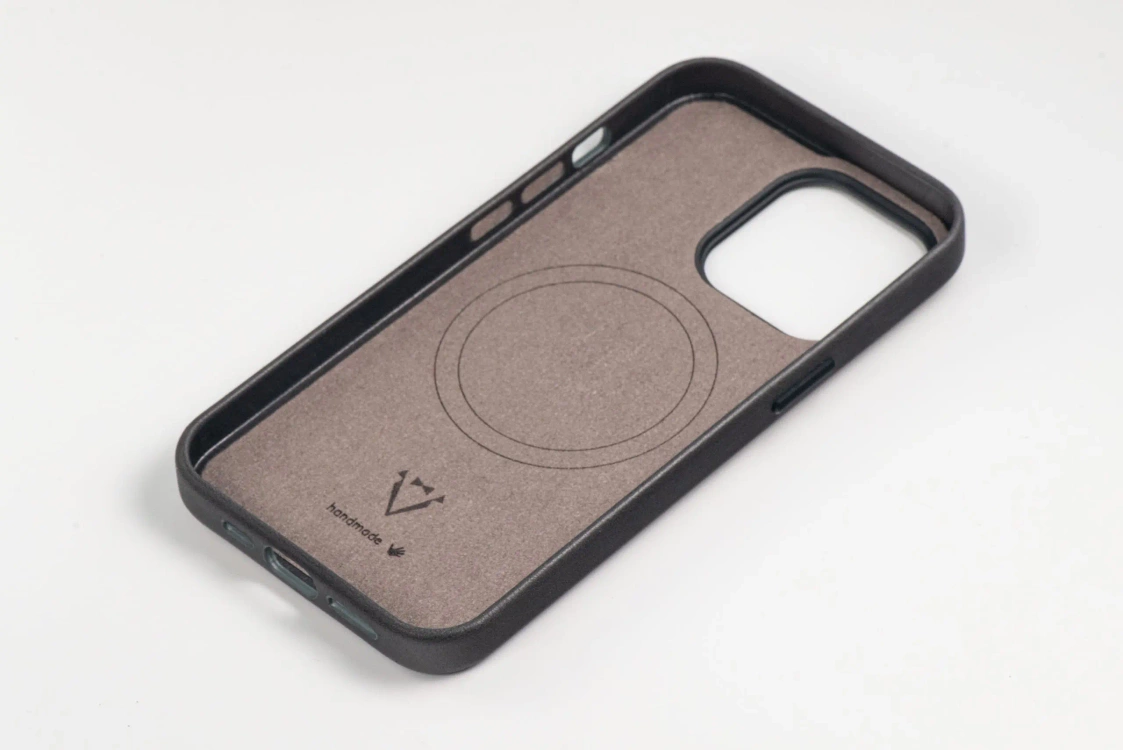 Etui do iPhone 13 Pro skórzane MOVEAR / [Outlet A-285]