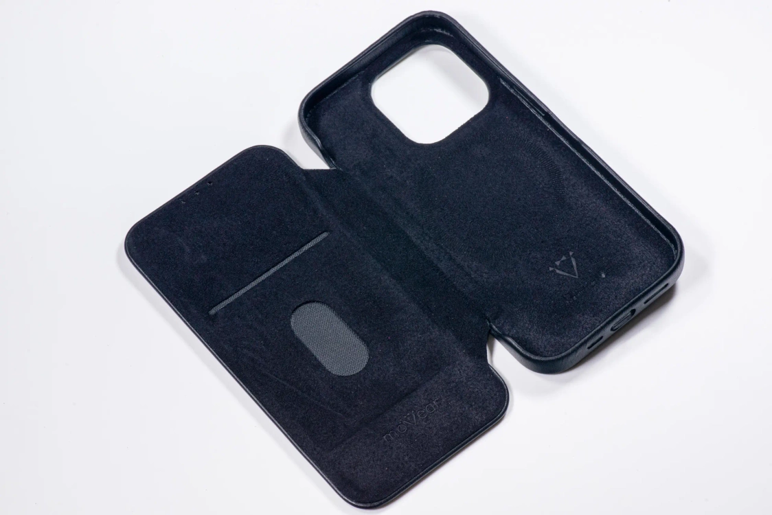 Etui do iPhone 14 Pro skórzane MOVEAR / [Outlet A-314]