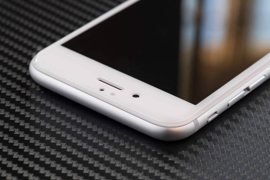 moVear GLASS mSHIELD 3D PRO na Apple iPhone 8 / 7 PLUS