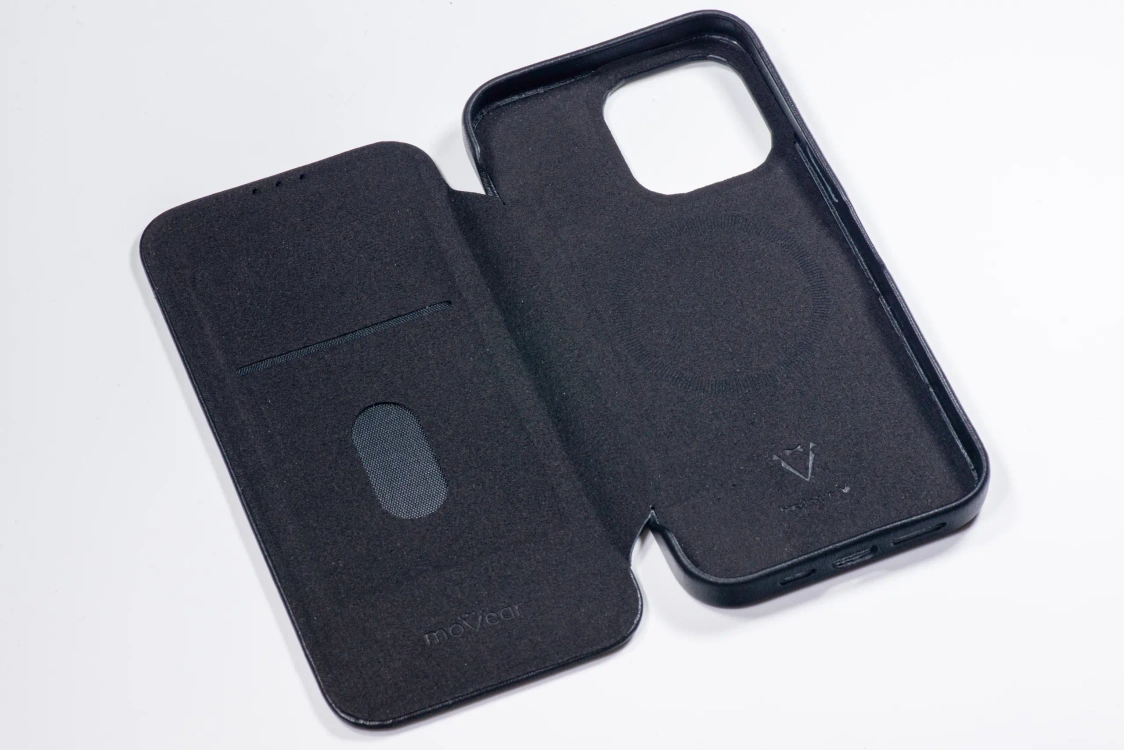 Etui do iPhone 14 Pro Max skórzane MOVEAR / [Outlet A-362]