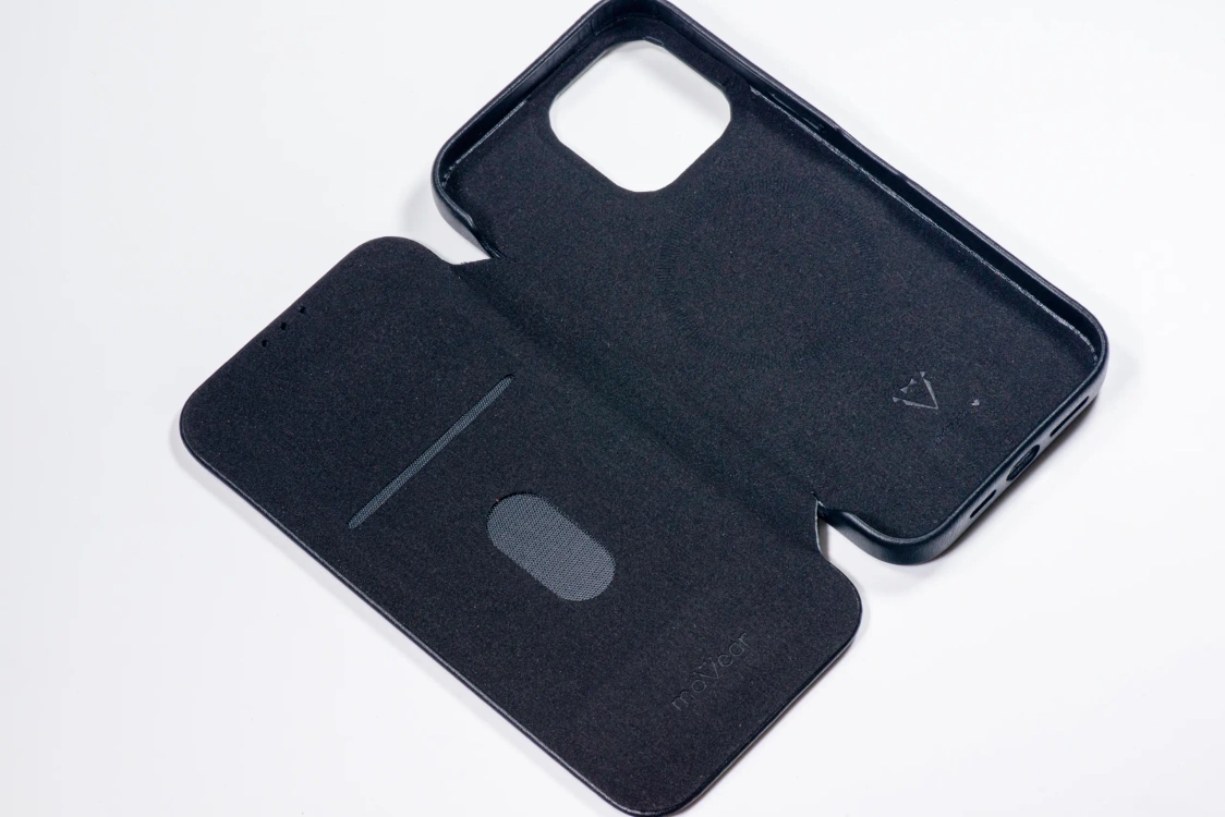 Etui do iPhone 14 Pro Max skórzane MOVEAR / [Outlet A-346]