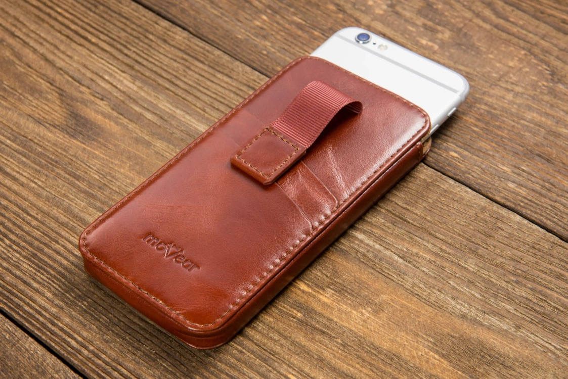 moVear pocketCase C+ skórzana wsuwka do Apple iPhone 13 Mini / 12 Mini / SE 2020 / 8 / 7 / 6 | Skóra naturalna vintage (Brązowa)